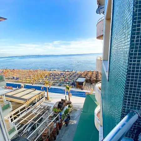 Zinas Apartment *