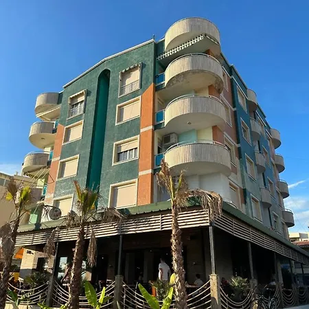 Zinas Apartment *